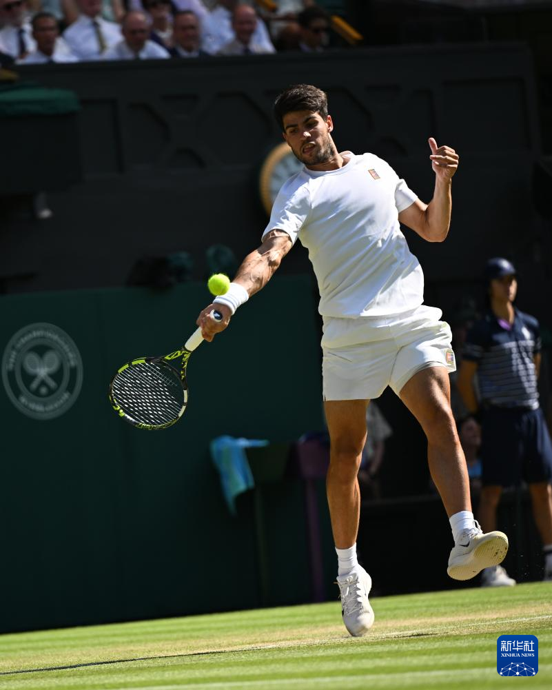 开云APP-戴维斯杯碾压温网，阿尔卡拉斯惊艳四座的简单介绍