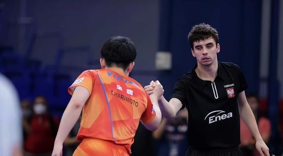 开云体育入口-波兰队完胜瑞典队，奥恰洛夫扛起全队